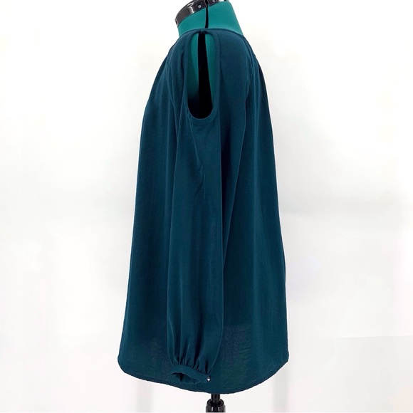 Cabi Fetching Blouse # 3504, Spruce Green Cold Shoulder Long Sleeve Top, Medium - Picture 5 of 16